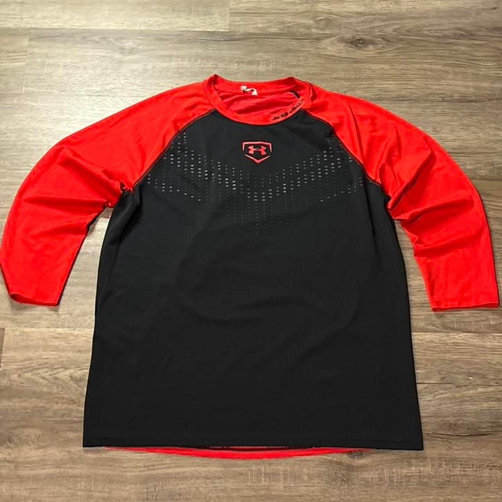Under Armour Red Retro Sportswear Half Sleeve Shirt Fits‎ small